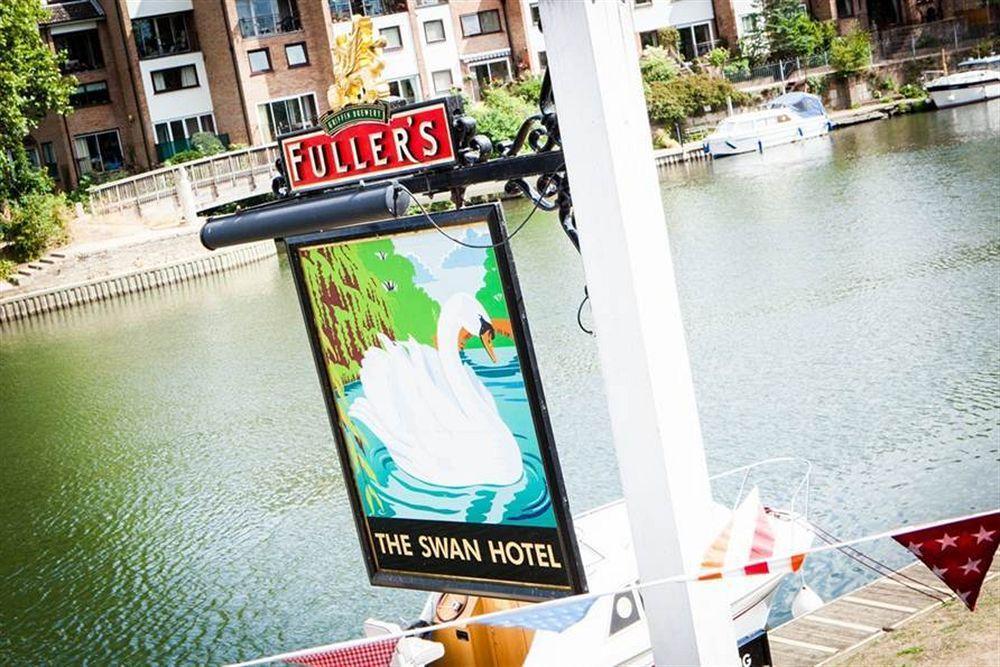 The Swan Hotel Staines-upon-Thames Exterior foto