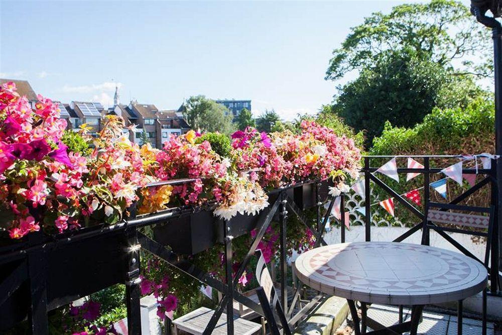 The Swan Hotel Staines-upon-Thames Exterior foto